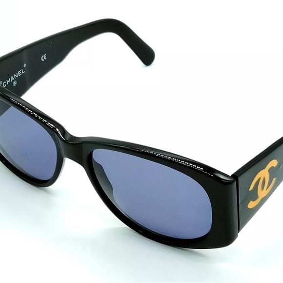 Stunning Authentic Black Chanel Sunglasses - Picture 7 of 9